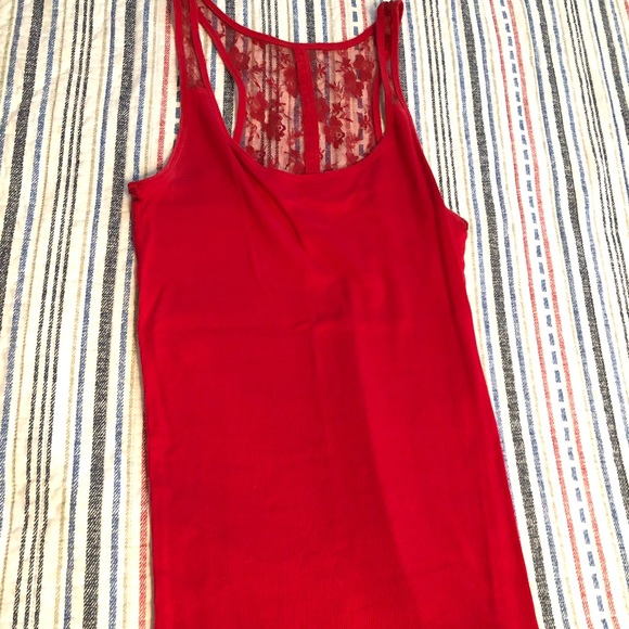 Tops - Picture 6 of 8